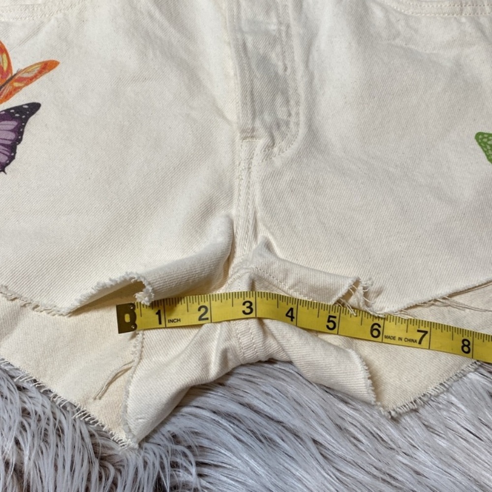 Levi's 501 High Rise Denim Jean Cutoff Shorts Give Me Butterflies Y2K Womens 29 - Picture 7 of 14